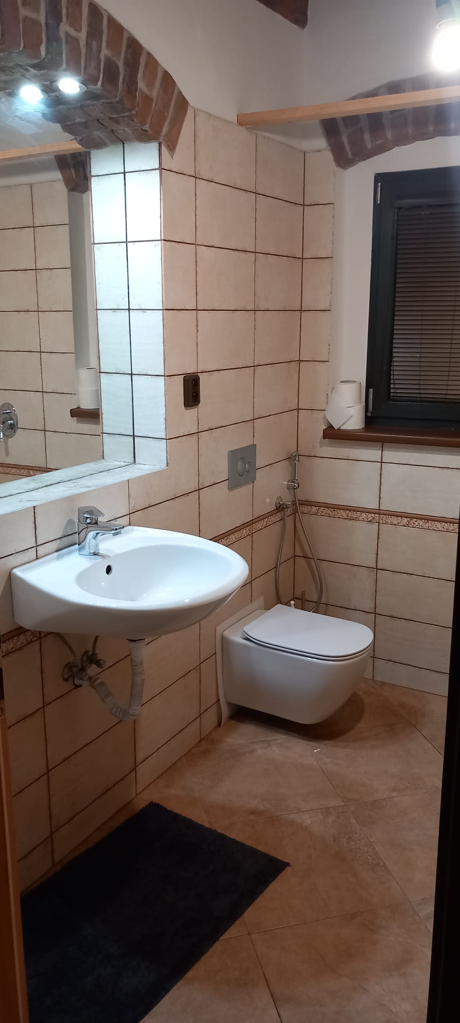 Bathroom vanity